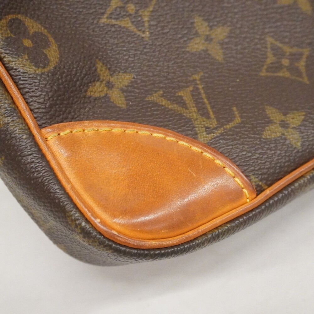 LOUIS VUITTON Brown Monogram Clutch Bag - Picture 6 of 11